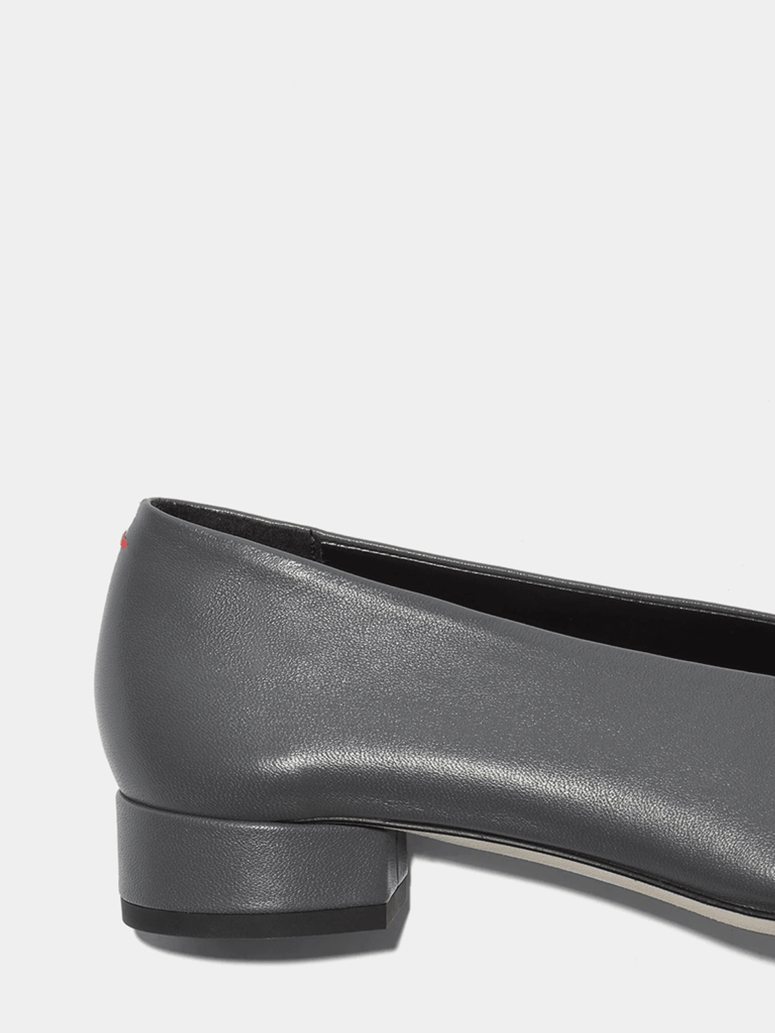 Aeyde Delia Low-Heeled Ballet Pumps