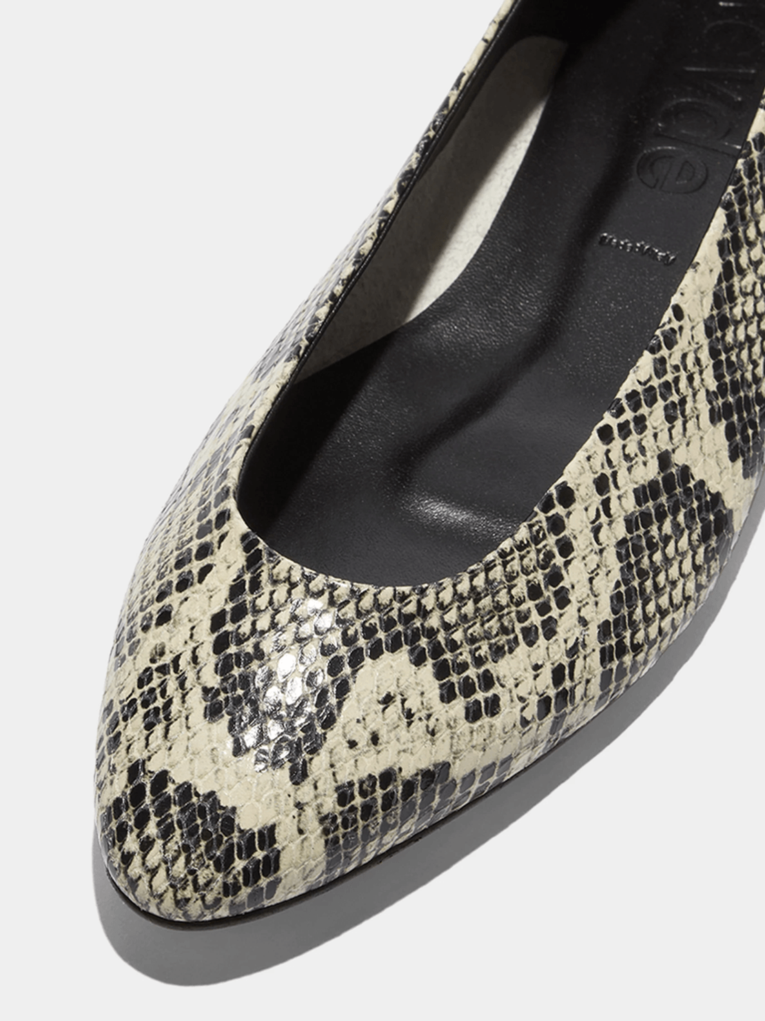 Aeyde Ellie Almond-Toe Flats