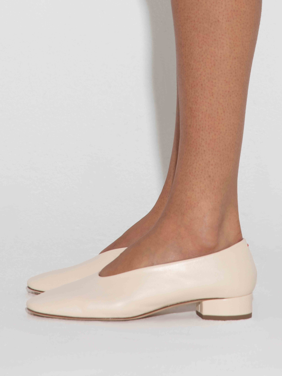 Aeyde Delia Low-Heeled Ballet Pumps