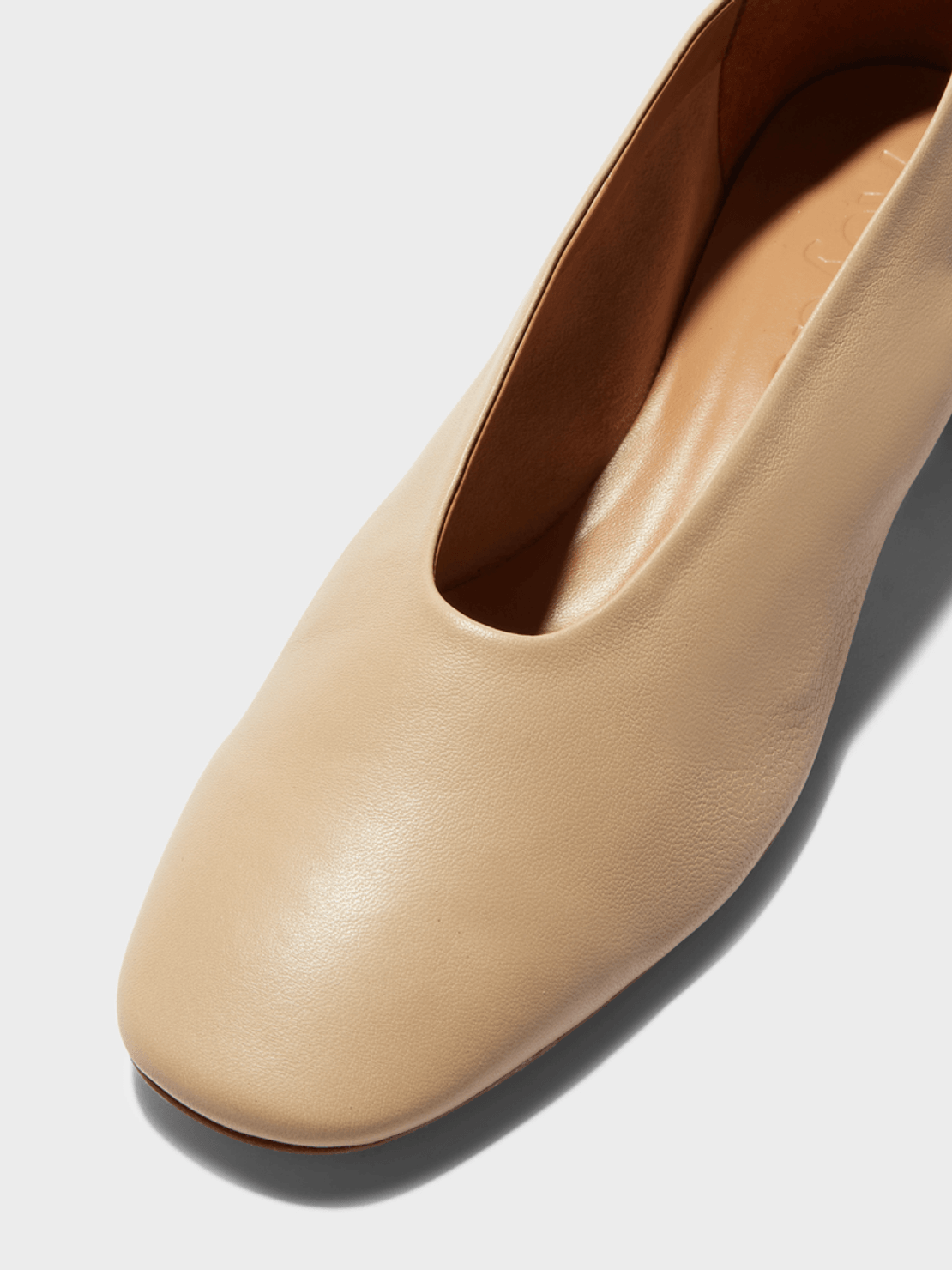 Aeyde Delia Low-Heeled Ballet Pumps