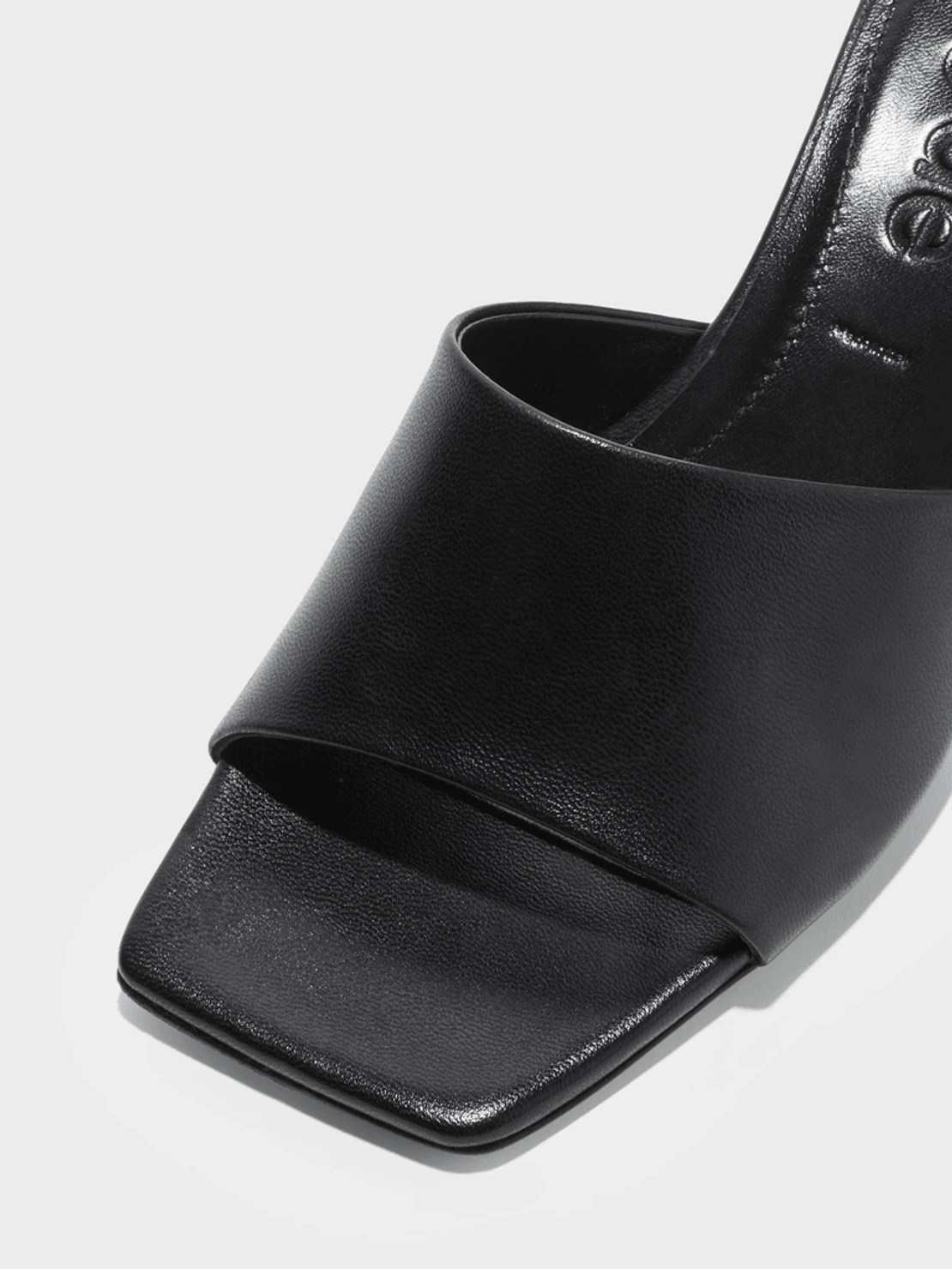 Aeyde Ale Leather Mules