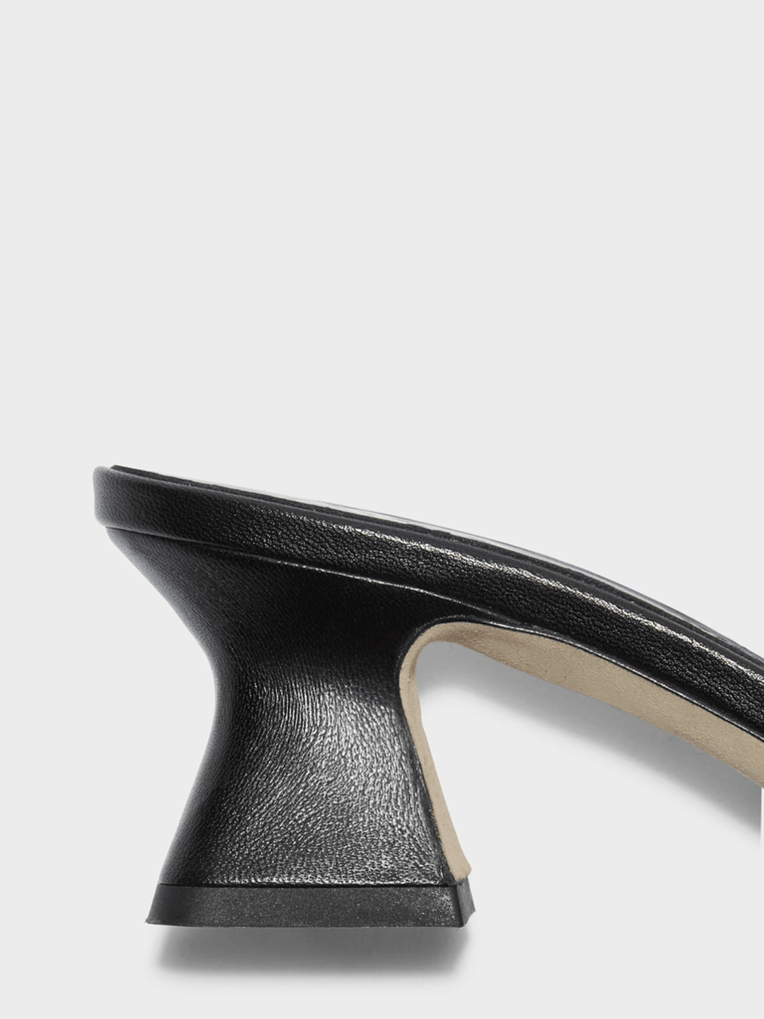 Aeyde Ale Leather Mules